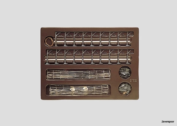 8198 Marklin Oberleitungspackung S+E 8198 Marklin Oberleitungspackung S+E -Cobi Winkel MA8198